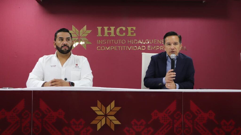 Funcionarios del IHCE presentan el programa Emprendiendo Paso a Paso durante rueda de prensa en Hidalgo