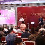 Vista general de la conferencia de prensa del Gobierno de Hidalgo, donde el secretario del Trabajo y Previsión Social, Óscar Javier González Hernández, presentó resultados en materia de empleo y programas de vinculación laboral.